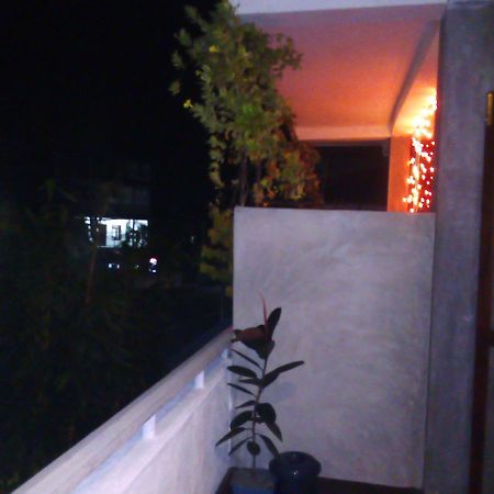 Villa Maleena Hikkaduwa Bagian luar foto