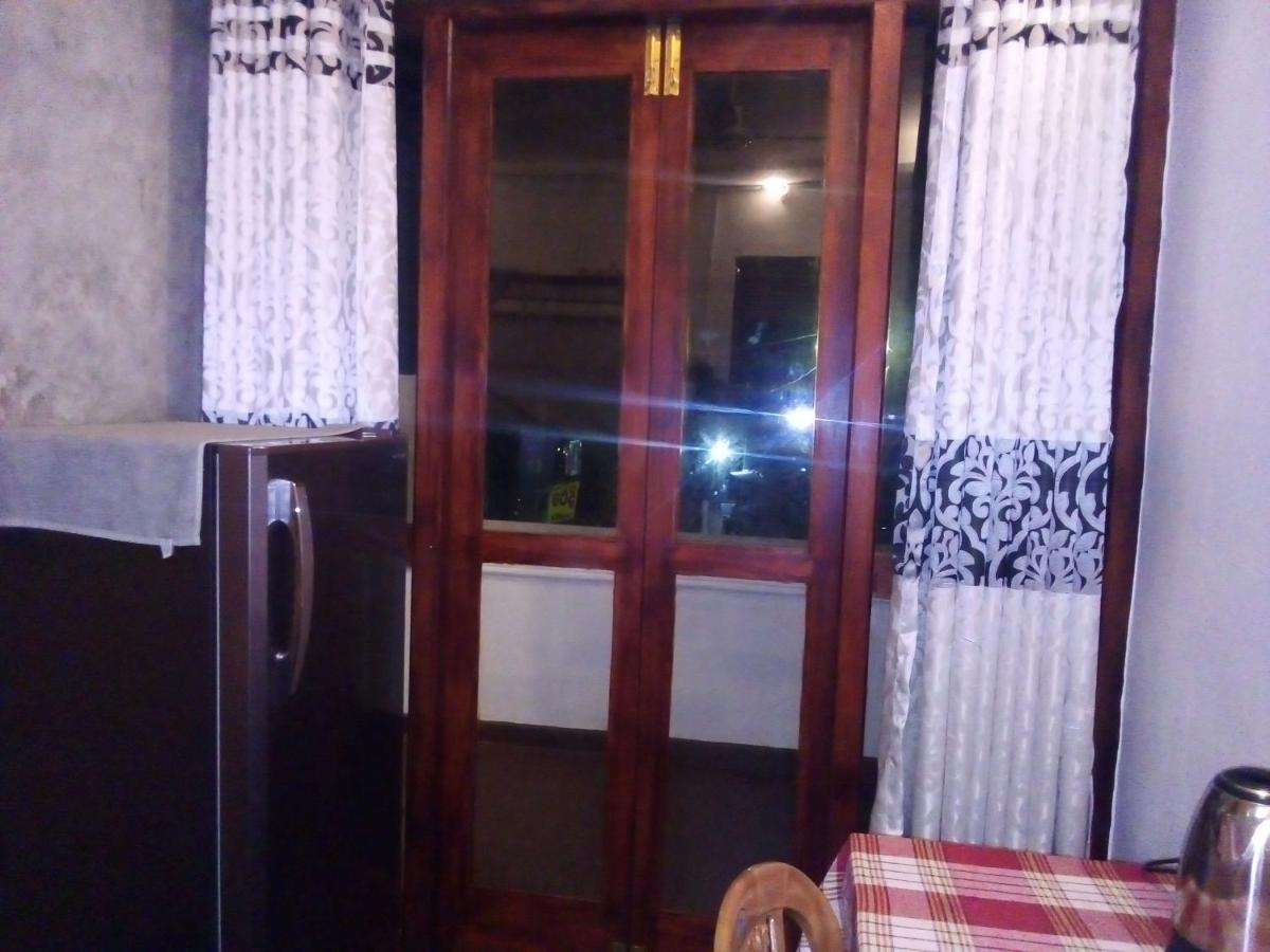 Villa Maleena Hikkaduwa Bagian luar foto