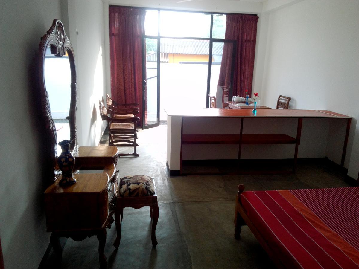 Villa Maleena Hikkaduwa Bagian luar foto